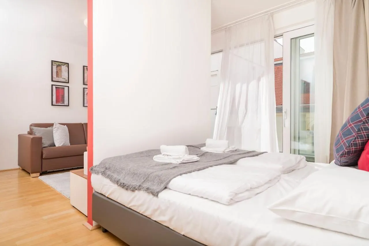 Balcony Dream Mariahilf Apartment Vienna