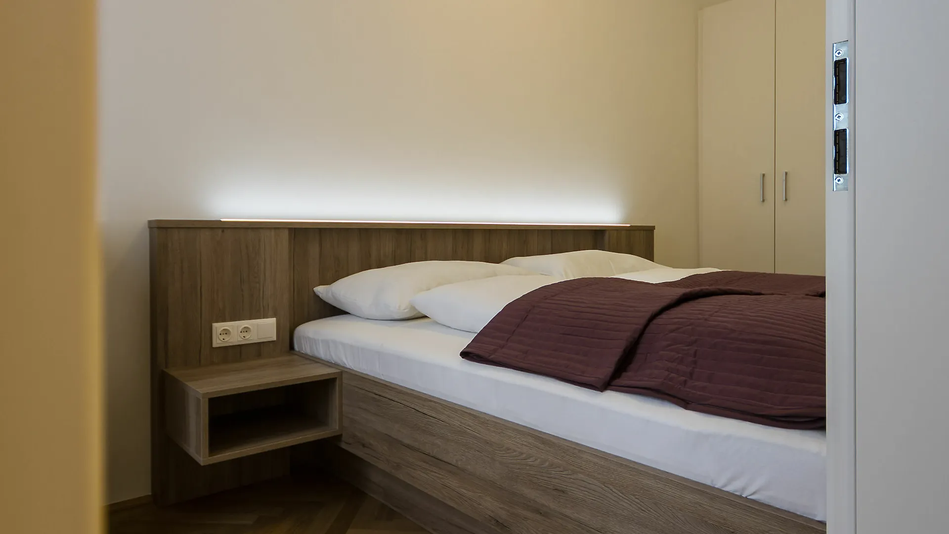Apartment Kaiser Loft by ichbucheAT Wien