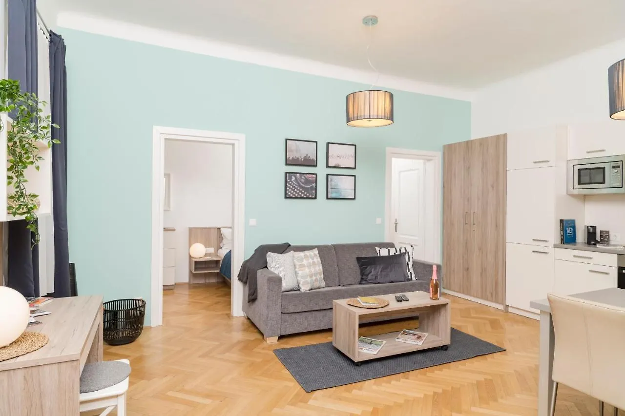 Kaiser Loft by ichbucheAT Wien