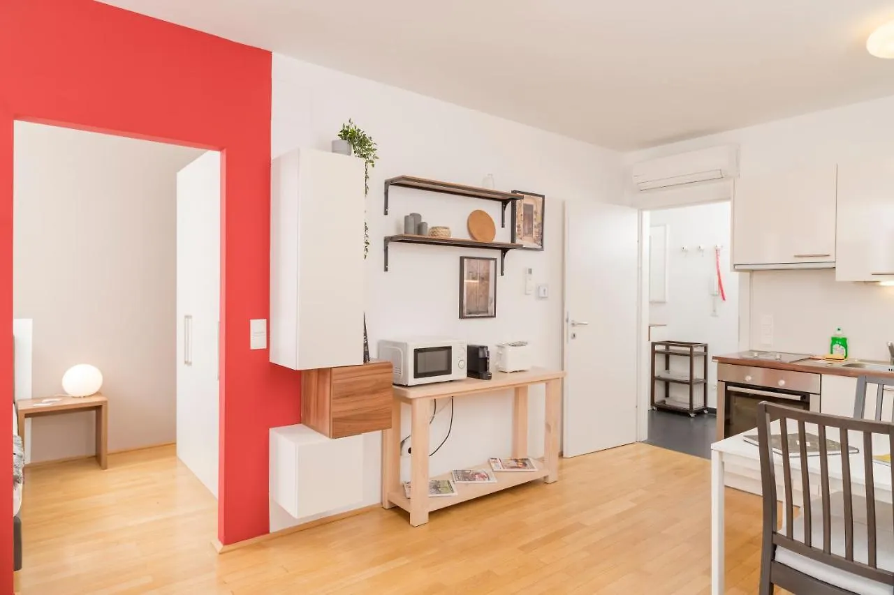 Kaiser Loft by ichbucheAT Wien 0*,