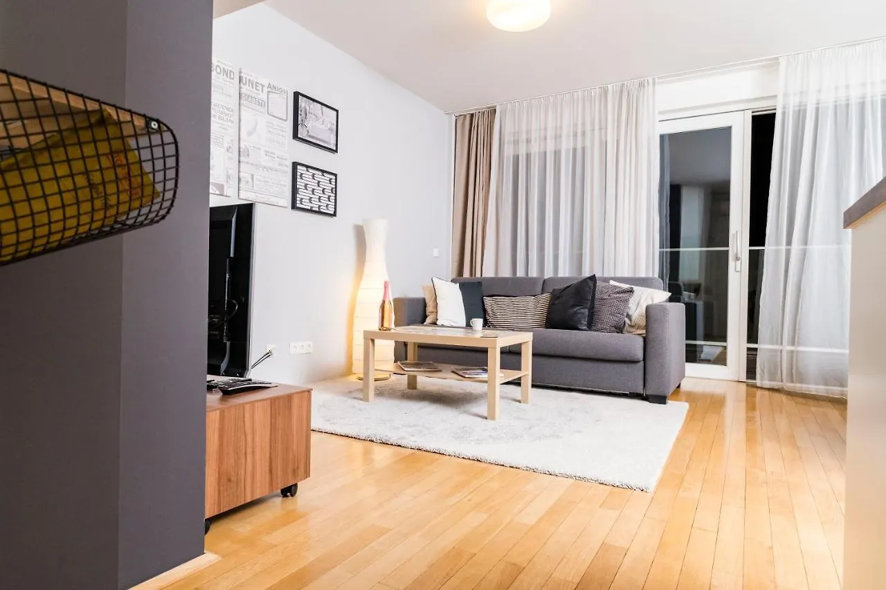 Kaiser Loft by ichbucheAT Wien Österreich